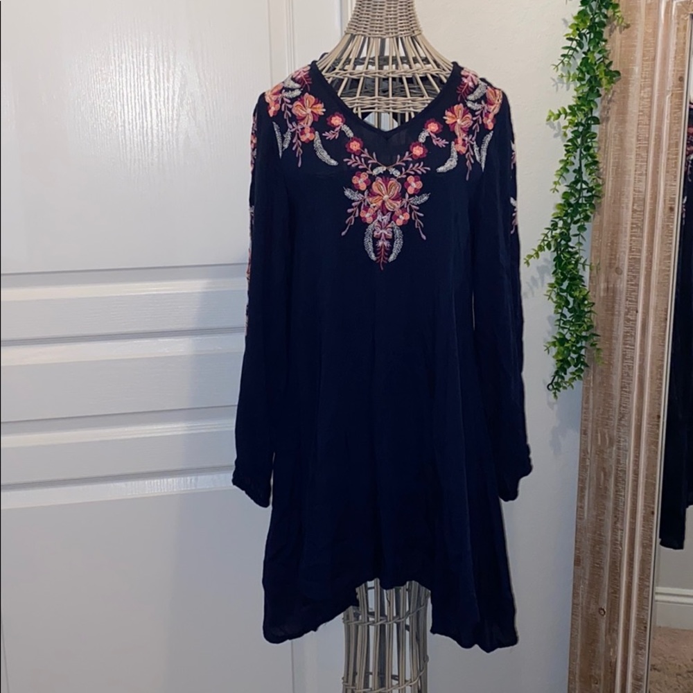 Size Small World Market Dress